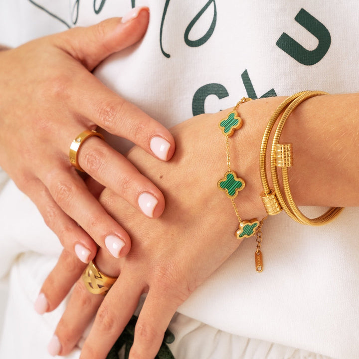 Adéla – Zlatý Twister Náramek